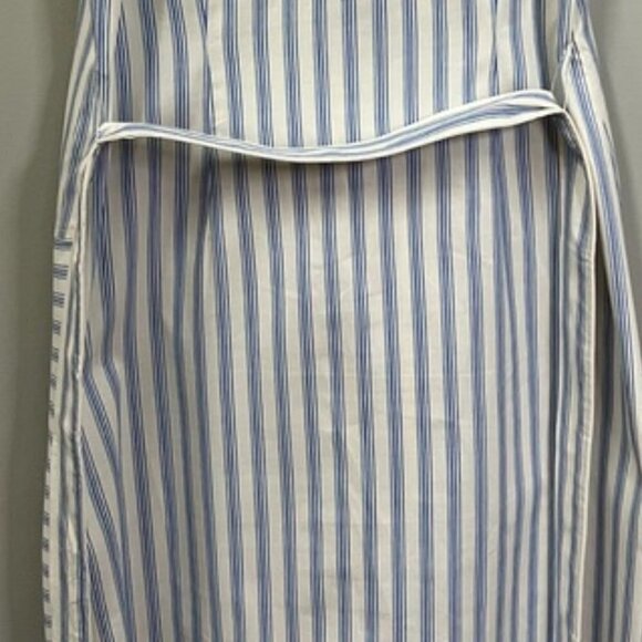 Finley Blue & White Striped Dress Size M (8-10) - Picture 6 of 9